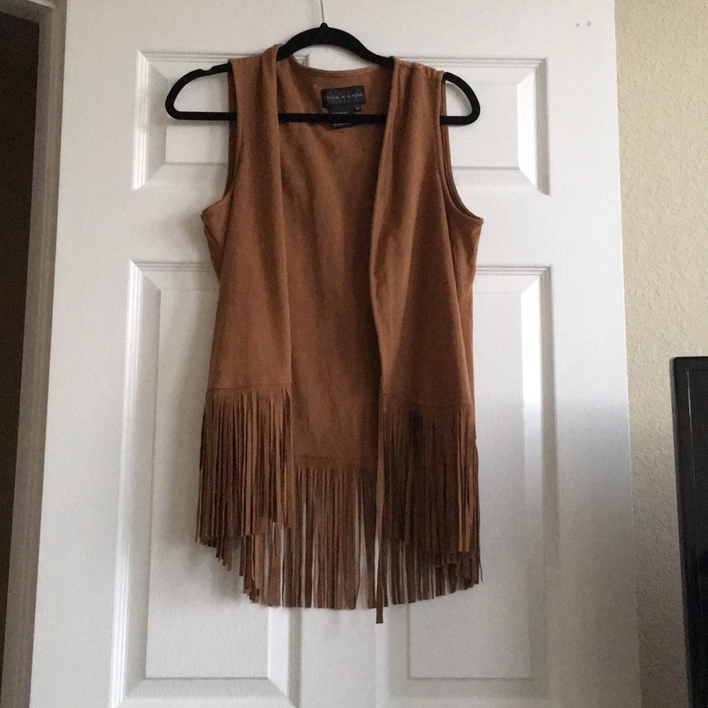Fringe fashion vest 🎀